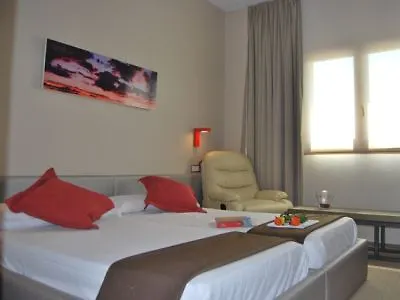 Villa De Navalcarnero Hotel